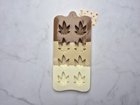 Molde silicona 8 canabis